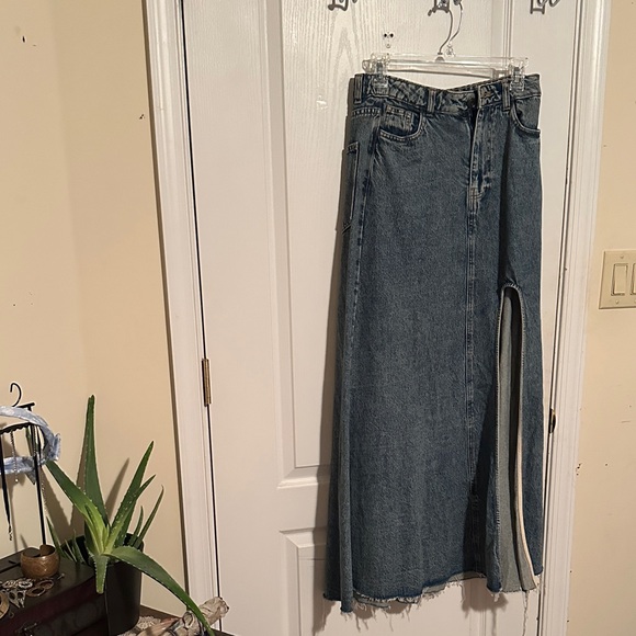 Primark Blue Denim Maxi Skirt with Slit - Picture 1 of 3
